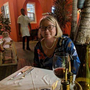 Meet your Posher, Louise